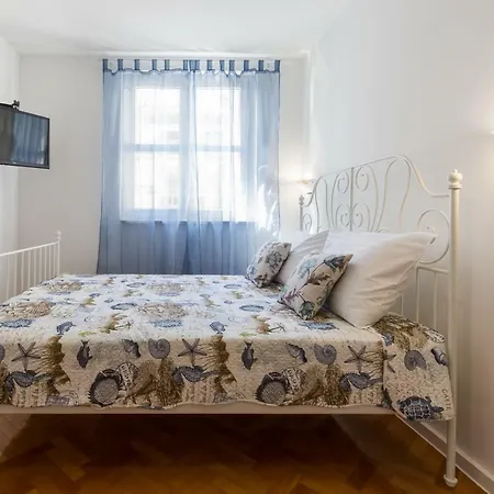 Apartamento Dara Auf Zadars Historischer Halbinsel